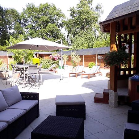 Bed and Breakfast Le Jardin Des Roses Gerponville Exterior foto