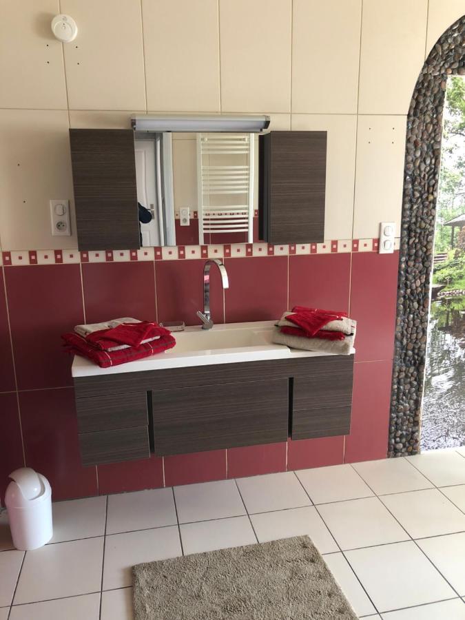 Bed and Breakfast Le Jardin Des Roses Gerponville Exterior foto
